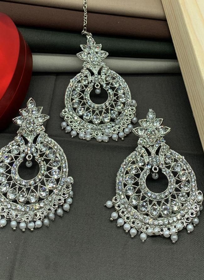 White Silver Stone Studded Earrings With Maang Tikka